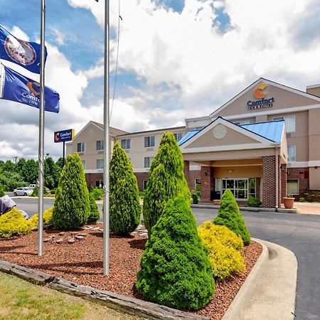 Comfort Inn & Suites Hillsville I-77 Exteriör bild