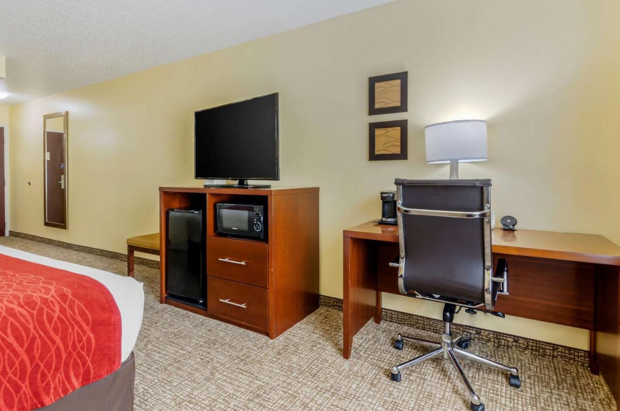 Comfort Inn & Suites Hillsville I-77 Exteriör bild