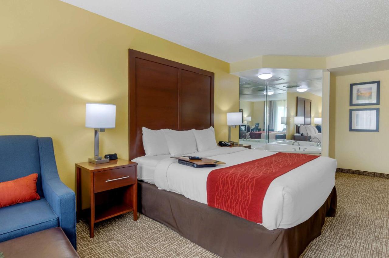 Comfort Inn & Suites Hillsville I-77 Exteriör bild