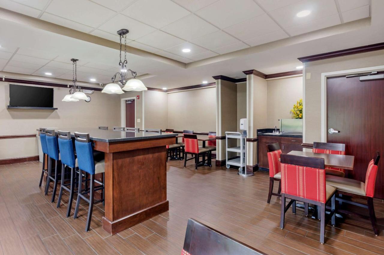 Comfort Inn & Suites Hillsville I-77 Exteriör bild