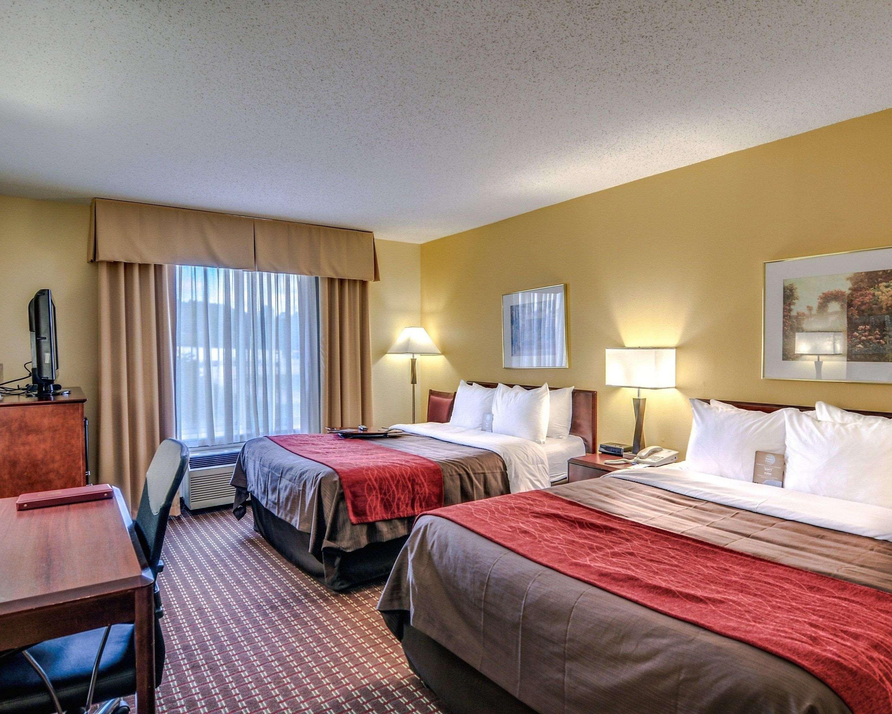 Comfort Inn & Suites Hillsville I-77 Exteriör bild