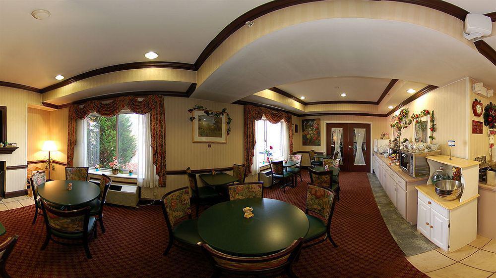 Comfort Inn & Suites Hillsville I-77 Exteriör bild