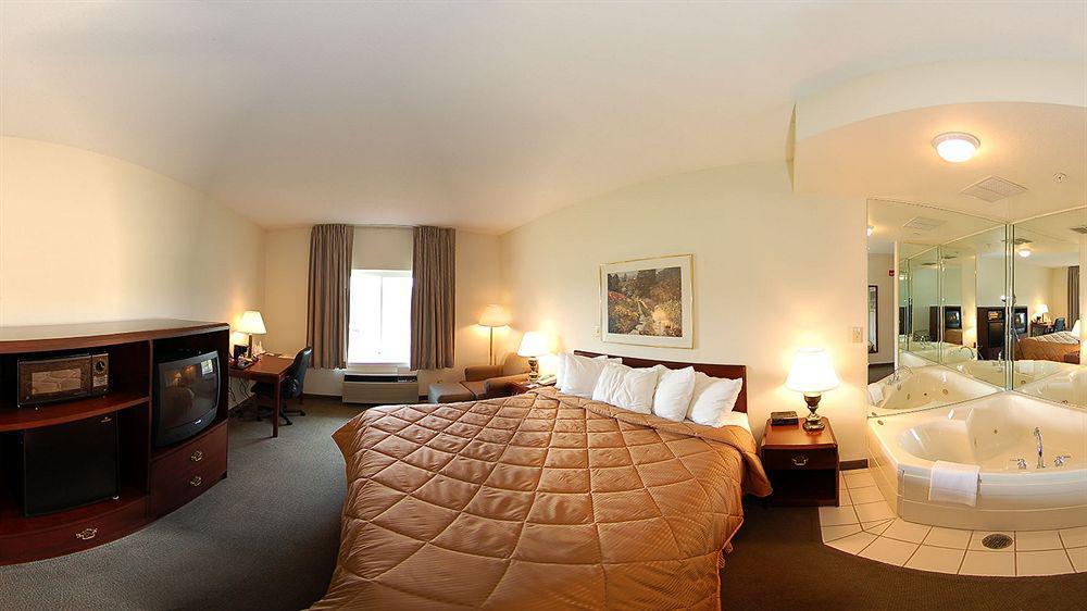 Comfort Inn & Suites Hillsville I-77 Exteriör bild