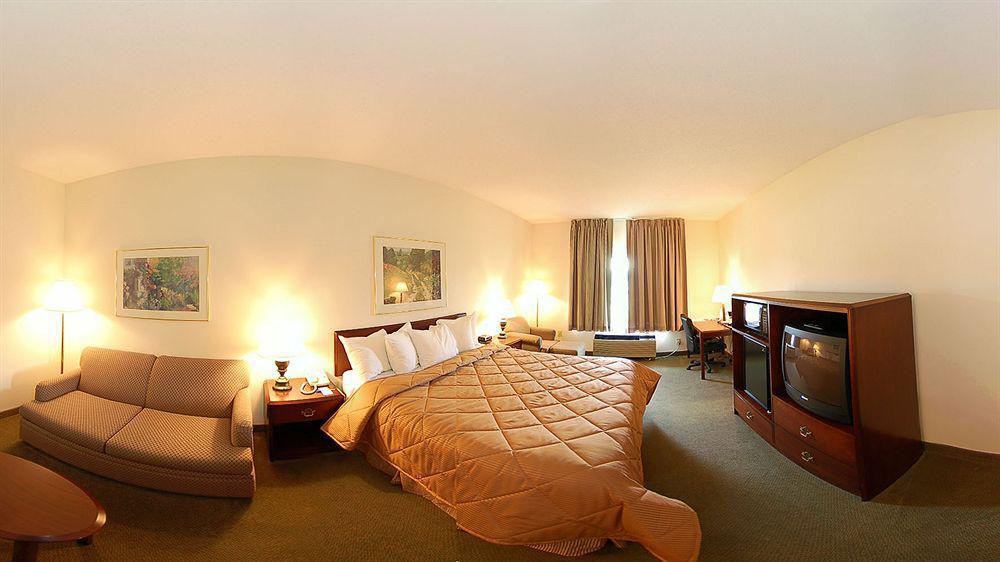 Comfort Inn & Suites Hillsville I-77 Exteriör bild